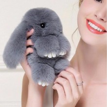 Меховой брелок на сумку в виде зайчика большой Меховой брелок на сумку в виде зайчика большой