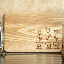 Разделочная доска "Тюльпанчики маме" Разделочная доска "Тюльпанчики маме"