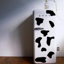 Буренка - интерьерная наклейка Буренка - интерьерная наклейка