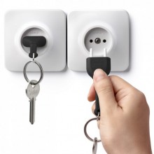 Ключница настенная и брелок для ключей Unplug Qualy Черный / Белый Ключница настенная и брелок для ключей Unplug Qualy Черный / Белый