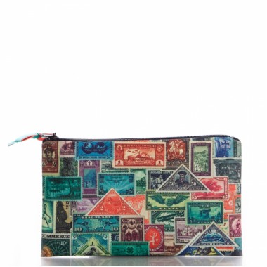 Косметичка "Марки"