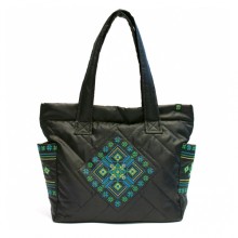 Дутая сумка с вышивкой Дутая сумка с вышивкой