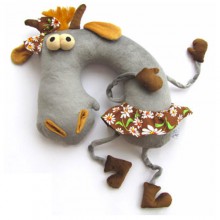 Подушка-подголовник "Коза Егоза" Подушка-подголовник "Коза Егоза"