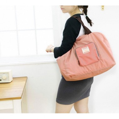 Летняя сумка (складывается компактно) с короткими ручками.