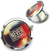 Карманное зеркальце "Мечтай" Карманное зеркальце "Мечтай"